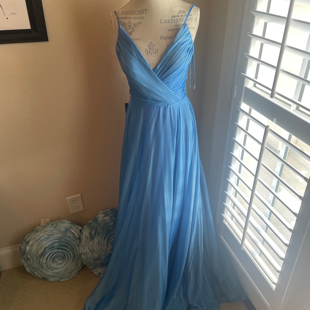 Elegant Blue Evening Gown